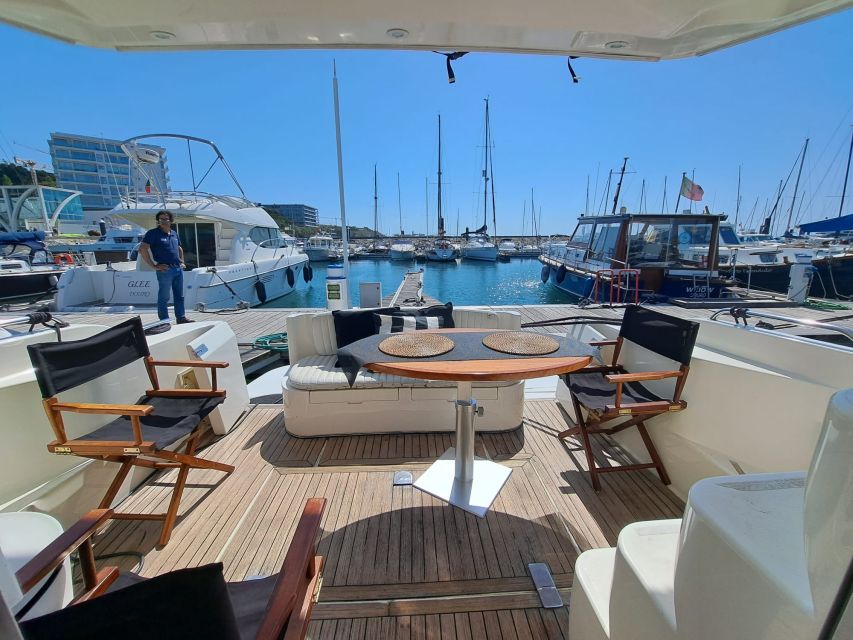 Porto: Luxury Yacht Tour of the 6 Bridges and Douro Estuary - Cais da Ribeira to Foz do Douro: City Turns Toward the Sea