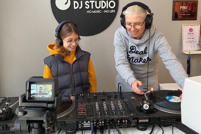 Porto: MasterClass of DJing - Where you start in Porto (and how to plan your afternoon)