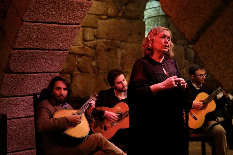 Porto Moonlight Walk & Fado Dinner - Learning how to listen: Fado isn’t just background sound