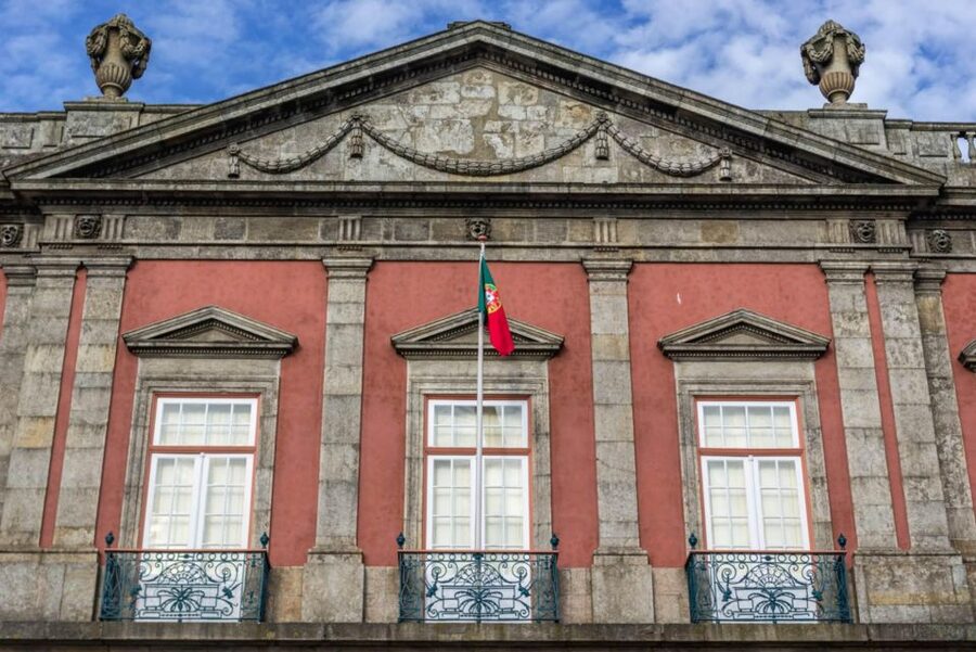Porto: National Museum Soares dos Reis E-Ticket & City Tour - Decorative Arts collections you can actually take your time with