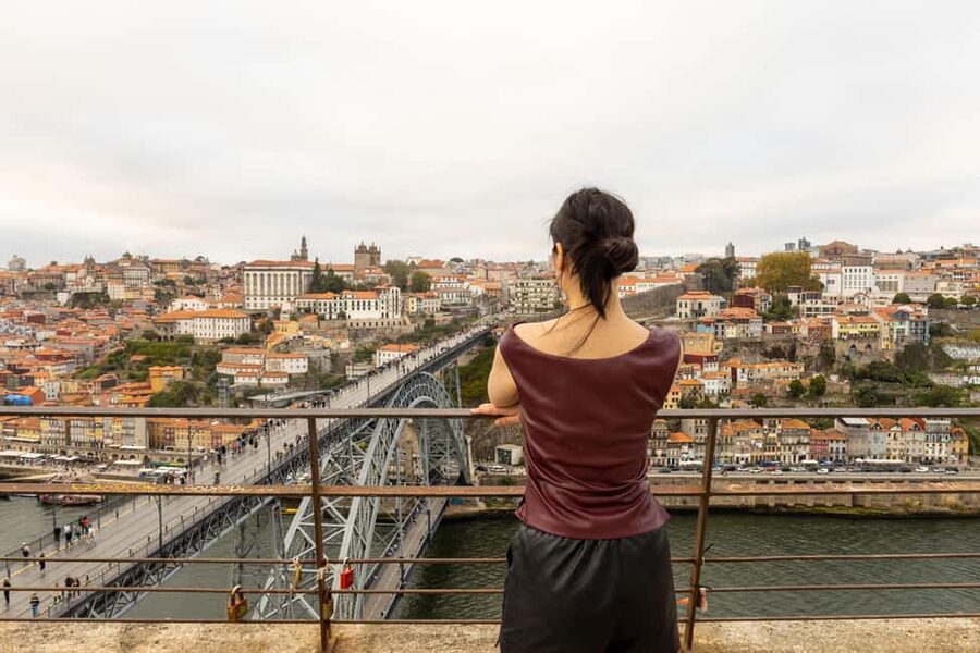 Porto: Photo sessions in Porto city for groups or individuals. - Key points before you book