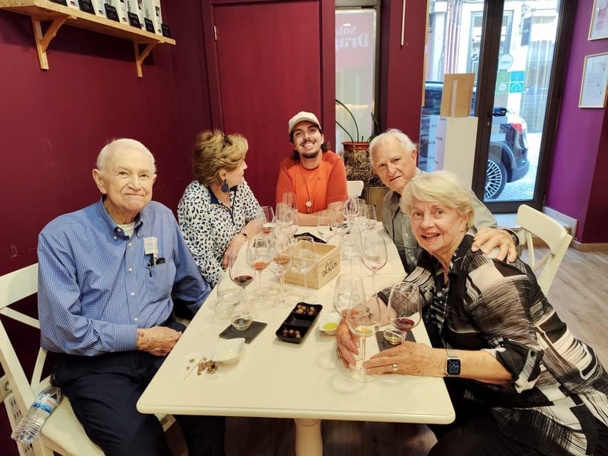 Porto: Port and Douro Wine Walking Tour with 9 Tastings - Stop 1: Vasques De Carvalho and the First Tasting Wake-Up