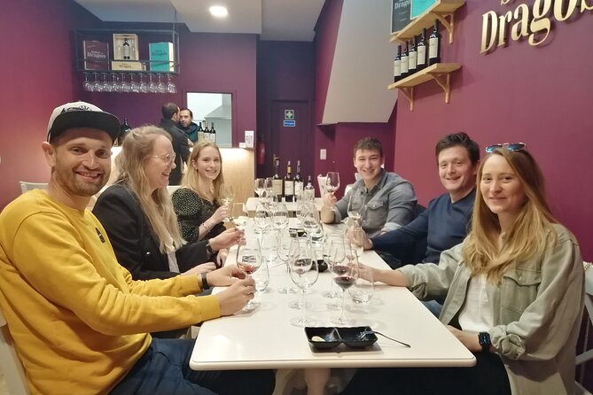 Porto: Port and Douro Wine Walking Tour With 9 Wine Tastings - Meeting at Posto de Turismo de Gaia and handling the steep start