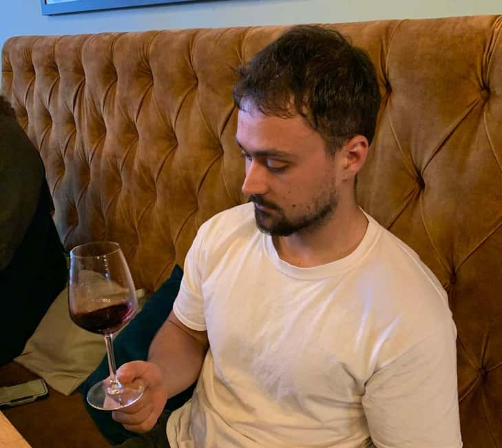 Porto: Port Wine Tasting – 1-Hour Masterclass with Sommelier - What you learn: how Port history changes the way you taste