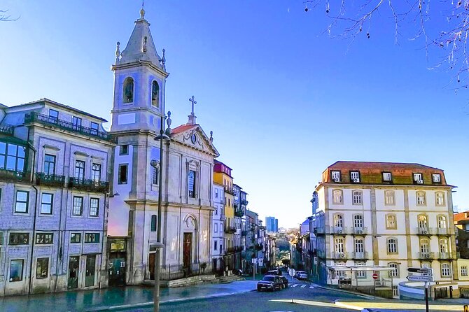 Porto private afternoon tour, discover the most iconic attractions - The medieval wall, the Cathedral of Porto, and São Bento’s free tile show