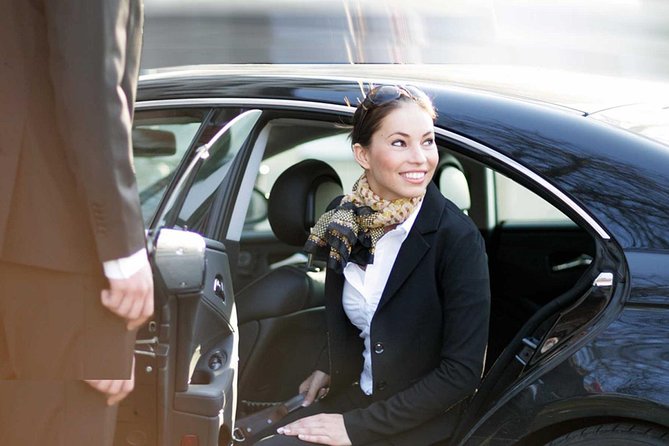 Porto Private Airport Arrival Transfer - The Ride Into the City: Time, Comfort, and Local Tips