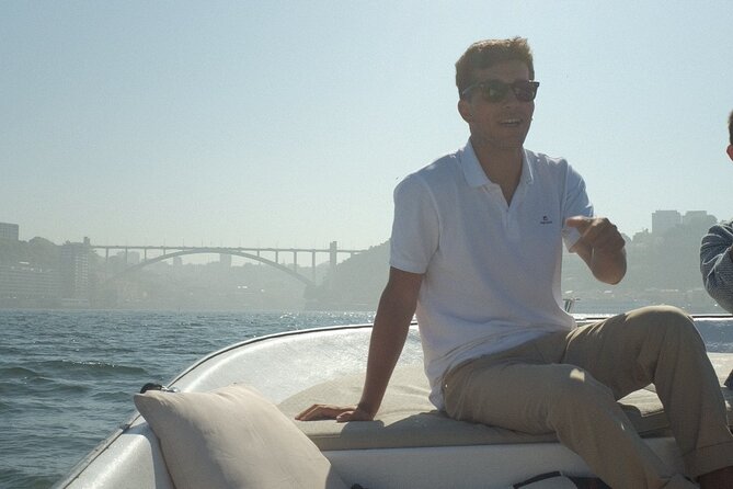 Porto Private Boat Cruise with Port Wine and Snacks - Two Hours on the Douro: the fast route to Porto’s big sights