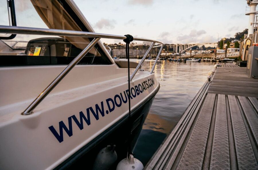 Porto: Private Boat Tour in Douro River - The 2-Hour Route: Six Bridges That Give You a Full Porto–Gaia Feel