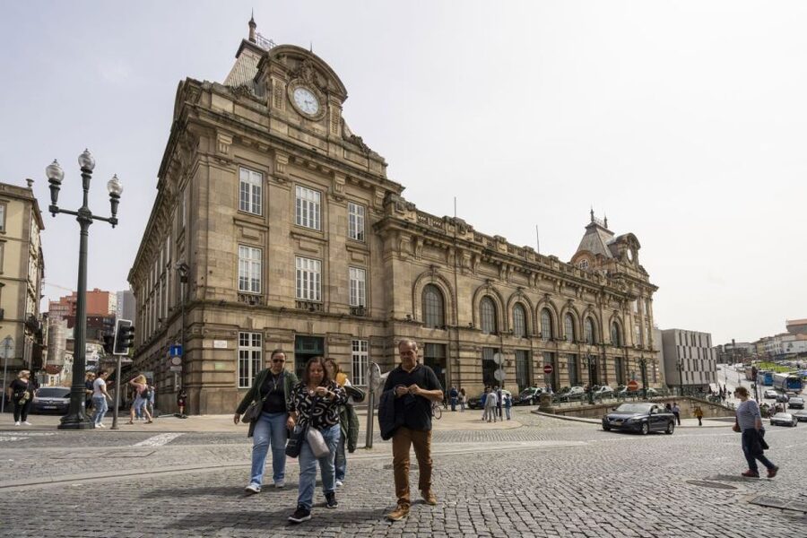 Porto: Private Custom Tour with a Local– Icons & Hidden Gems - What you learn from a local host (and why it pays off)