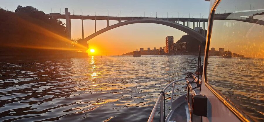 Porto: Private Douro River Cruise – 6 Bridges & Sunset - Nadia and Paulo: the hosts who treat your trip like yours