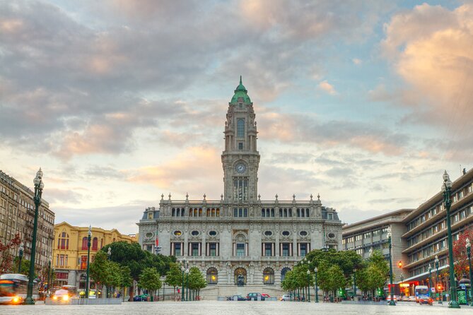 Porto: Private e-Bike Journey Through Historic Center - Carlos Alberto Square and Jardim da Cordoaria: city pulse, then calm