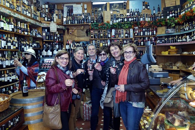 Porto Private Food & Wine Walking Tour with Market & Tastings - Where the tour begins: São Bento’s tiles, not just a meet-and-greet