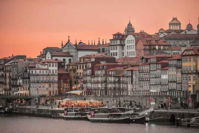 Porto Private Food & Wine Walking Tour with Market & Tastings - Meeting points and getting oriented: start easy, end near the Stock Exchange