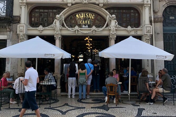 Porto Private Gourmet Food & Wine Historic Tour with a Sommelière - Livraria Lello: Harry Potter energy, plus one cost detail
