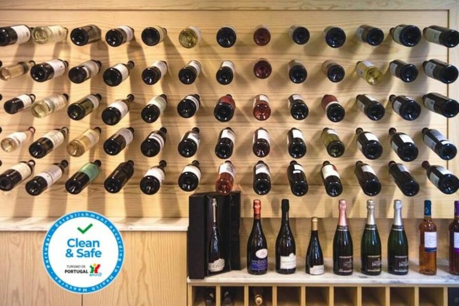 Porto: Private Guided Wine-Tasting Tour - Walking Porto’s Steep Narrow Lanes: How You Get Out of the Tourist Traps