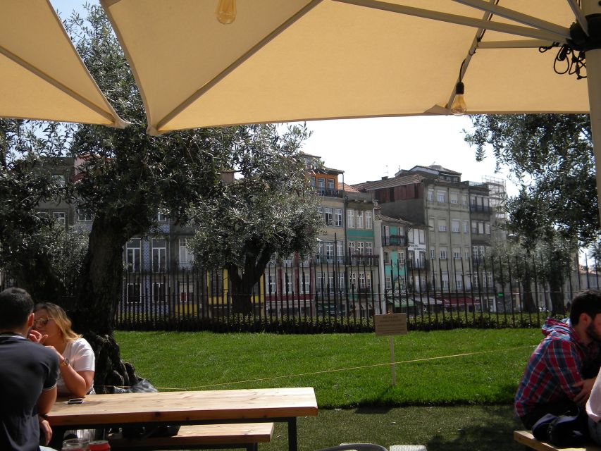 Porto: Private Half-Day as a Local Experience - Fort Saint Francis Xavier and the São Miguel-o-Anjo lighthouse passes