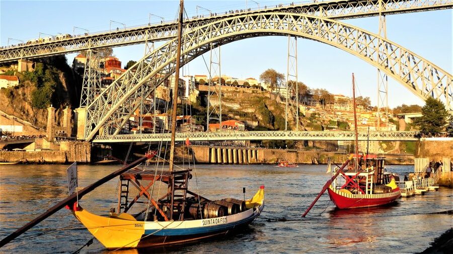Porto: Private Sail on Douro River (Sunset Time Available) - A classic Hallberg-Rassy sailboat makes it feel intimate fast