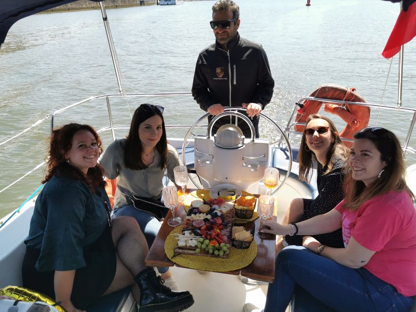 Porto: Private Sailboat Trip with Wine Tasting & Charcuterie - From Marina da Afurada to Porto and Cais de Gaia: how the cruise starts