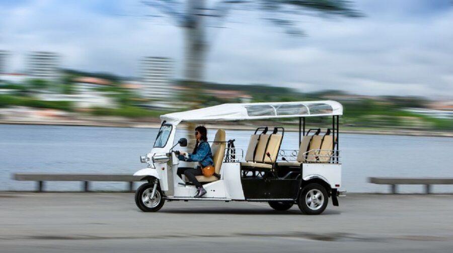 Porto: Private Sightseeing Tour by Electric Tuk Tuk - Key things to know before you book this electric tuk-tuk tour