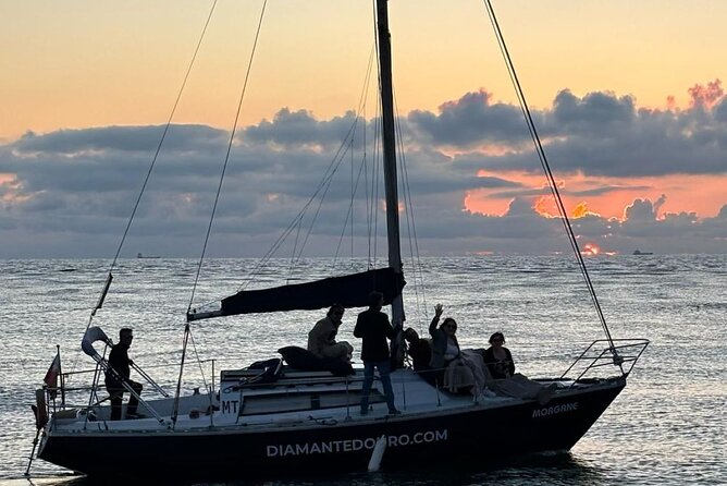 Porto: Private tour on vintage sailboat with sunset option - Marina da Afurada check-in and the 2-hour time window