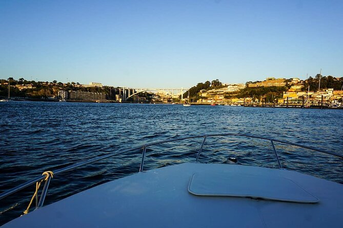 Porto : Private Tour to the Louis Bridge, group price up to 6px - Cruising the Douro River Between Afurada and Ponte D. Luís I