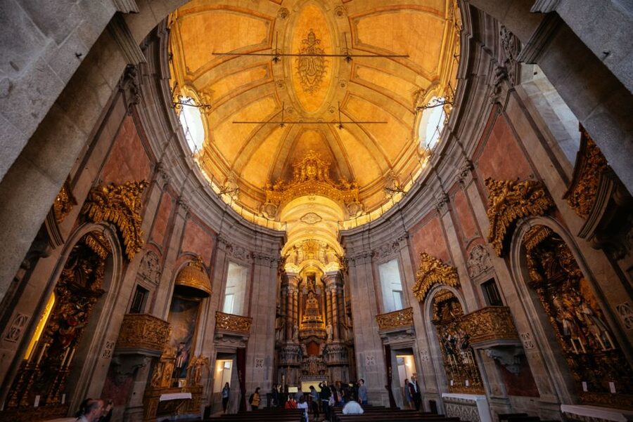 Porto: Private Tour with Locals – Highlights & Hidden Gems - Timing, Walking Pace, and How to Prepare