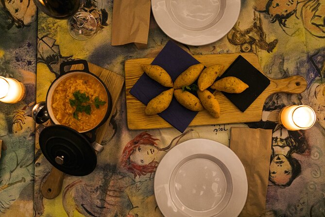 Porto Progressive Dinner Tour with Eating Europe - The short walk that ties Igreja dos Congregados to the Aliados avenue