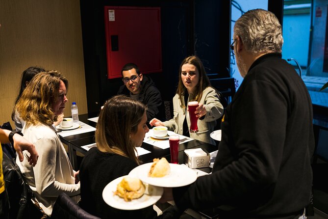 Porto Progressive Dinner Tour with Eating Europe - Stop 1: Tasca appetizers and green wine in Porto