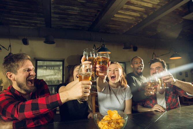 Porto Pub Crawl With Unlimited Beer - A 10:30 pm Porto plan that doesn’t require decision fatigue