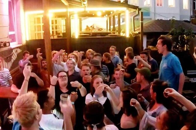 Porto Pub Crawl With Unlimited Beer - Starting at Torre dos Clérigos: getting oriented fast