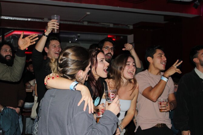 Porto Pubcrawl: 5h,7 Drinks,4 bars &Skip the line Club Entry - Rua da Galeria de Paris: two clubish stops to build momentum