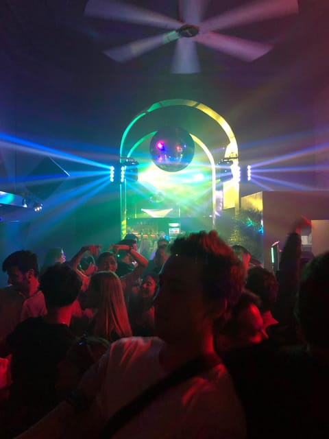 Porto Pubtravelers: Come crawl all the pubs in Porto! - Three bars plus a club: how the night stays fun