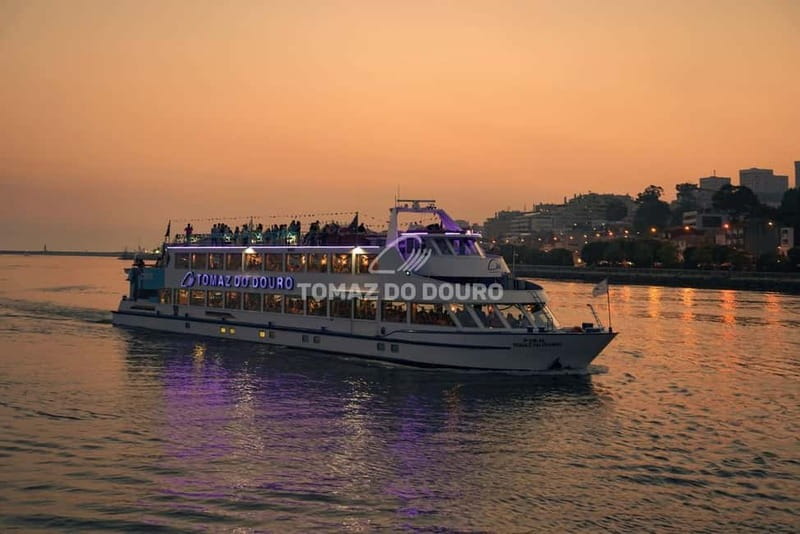 Porto/Regua/Porto (and reverse): Douro River Cruise + Lunch - Downriver on the Douro: what the cruise actually feels like