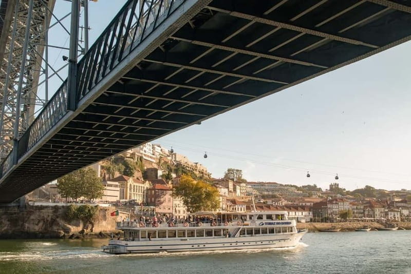 Porto/Regua/Porto (and reverse): Douro River Cruise + Lunch - Returning by boat to Porto: the payoff of doing it this way