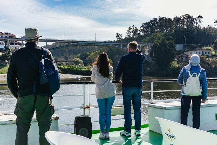 Porto - Régua - Porto Upstream Douro Cruise & Tour - Porto Return: Finishing the Day Without Losing Momentum