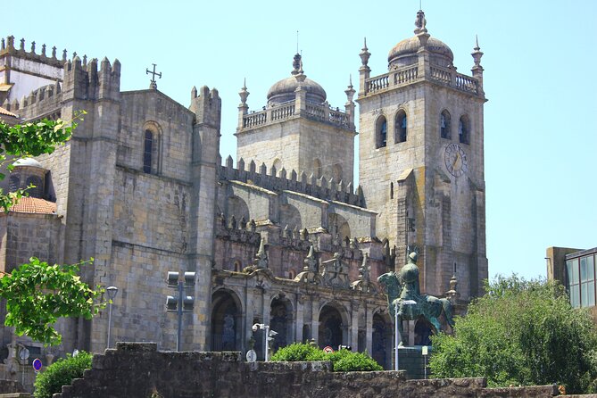 Porto's #1 Walking Tour - Meeting Point and Route Length: What Your Feet Should Expect