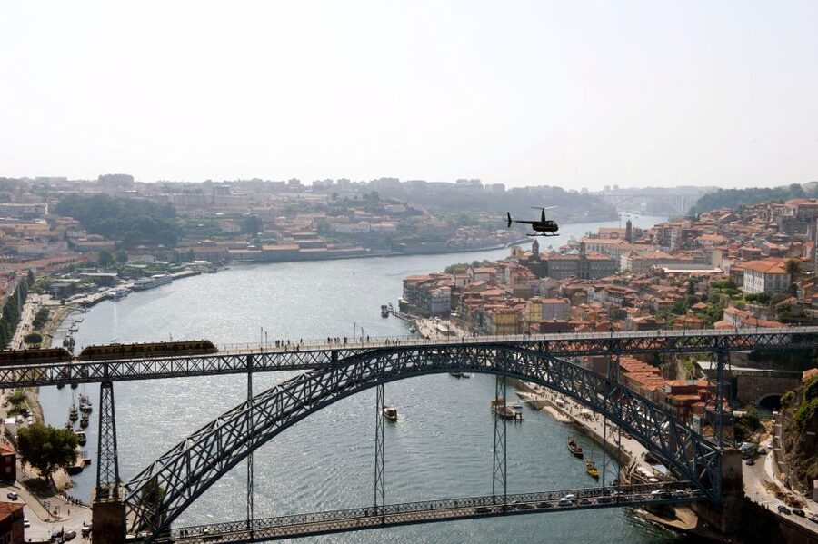 Porto’s Panoramic Helicopter Flight 10 Minutes - Who this Porto helicopter flight fits best