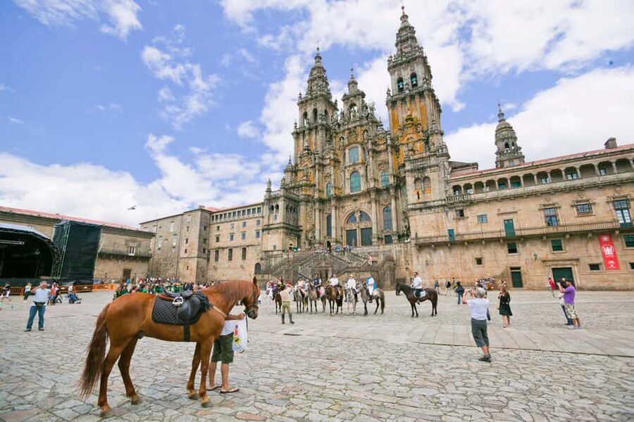 Porto: Santiago de Compostela and Valença do Minho Day Tour - Crossing Into Santiago de Compostela: Where the Pilgrimage Still Lives