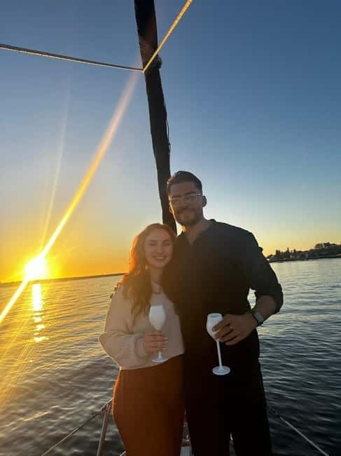 Porto shared Thullium Sailboat, enjoy magic sunset&open sail - The boat experience: Hunter 356 comfort, space to move, and onboard basics