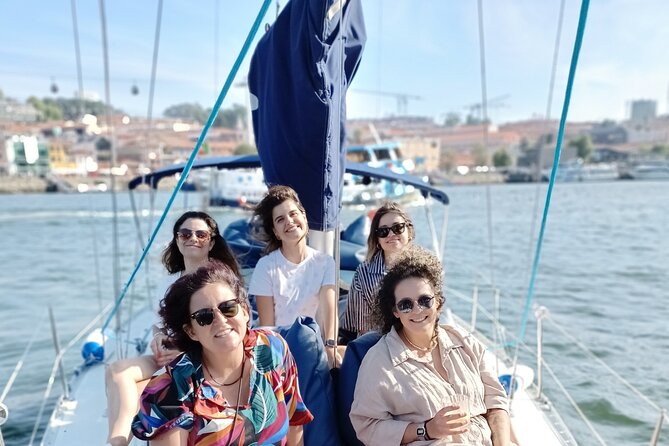 Porto: Single Party on a charming sailboat with welcome drink - Cruising Toward Foz do Douro and the Douro Mouth
