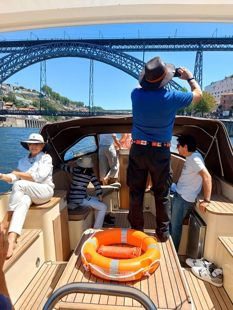 Porto: Six Bridges Douro River Cruise with Drinks - Where You Meet at Mar Douro: Pier Gate C and why you should arrive early