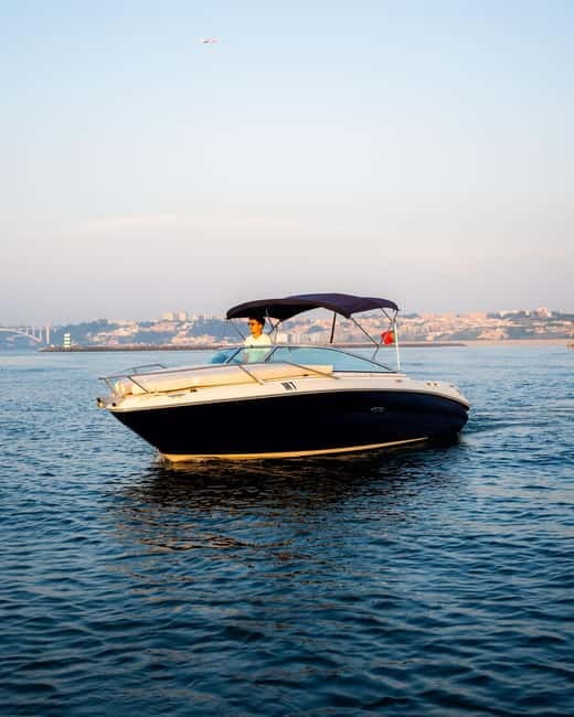 PORTO: Six Bridges Douro River Cruise with Wine and Snacks - Stop-by-Stop: Six Bridges and What Each One Teaches You