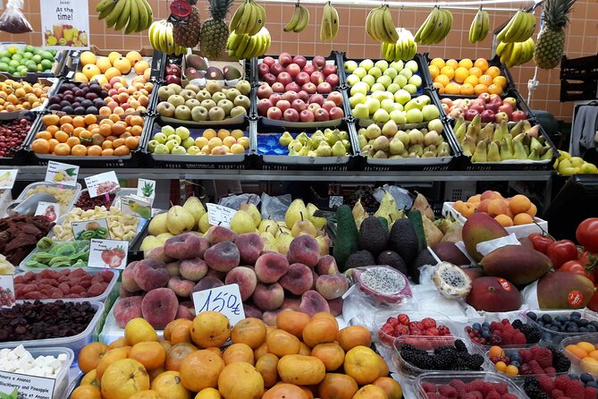 Porto Small-Group Local Food, Wine, and Sweets Tasting Tour - Meeting at Jeronymo Trindade and the smart way to start