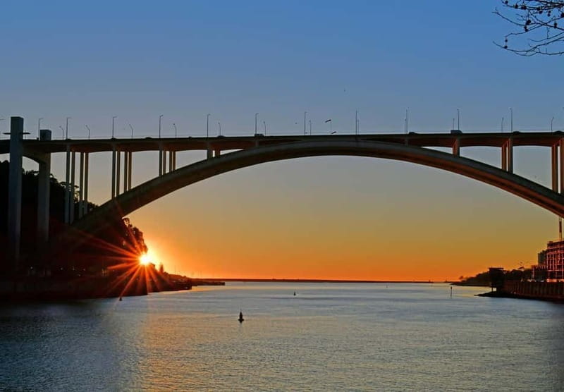 Porto: Sunset Cruise on the Douro River & Iconic Bridges - The 1-hour sunset cruise: what you’re timing for