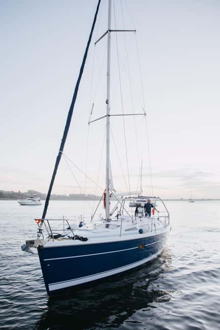 Porto: Sunset Cruise with Welcome Drink in a Sailboat - Should you book it?