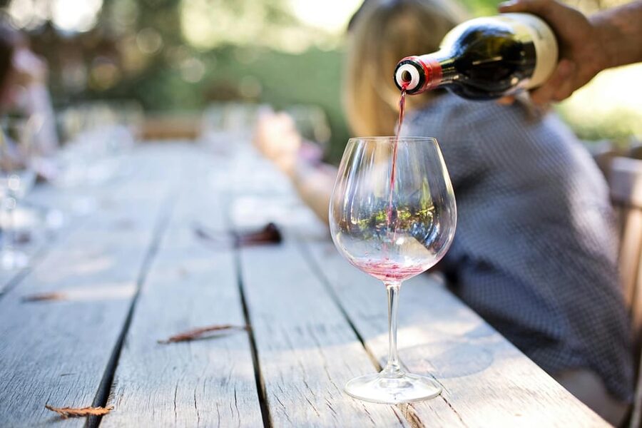 Porto: Sunset Walking Tour with Port Wine Tasting - Catching Douro River views in golden twilight