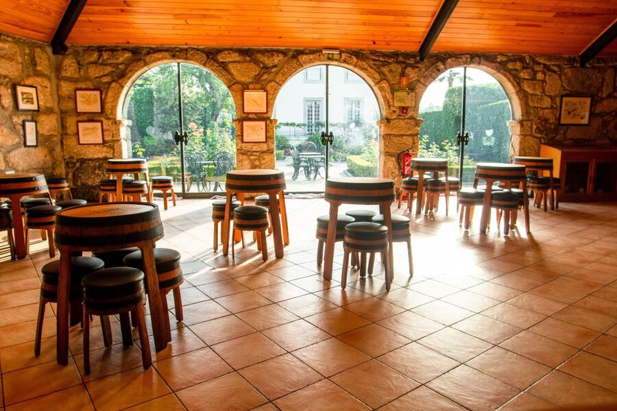 Porto: Taylor's Port Cellars & Tasting - The timing that works: how long to set aside