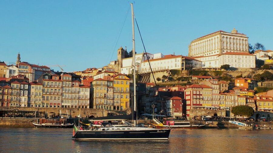 Porto: The Best Douro Boat Tour - What to Pack: Warm Layers, Sun Hat, and the Red Wine Rule
