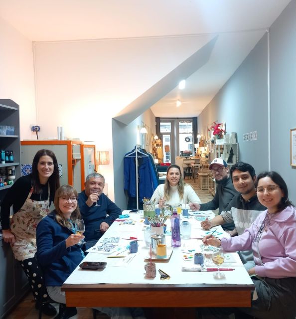 Porto: Tile Painting and Cocktails in Downtown Porto - Key highlights to know before you go