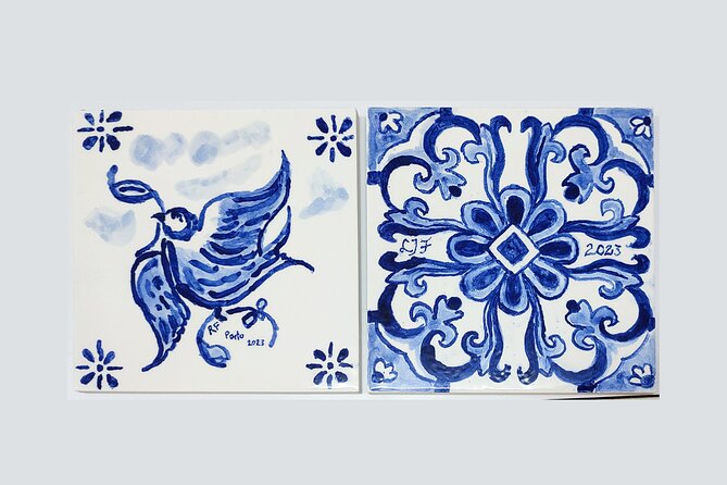 Porto Tile Painting Workshop in artist studio - Your design choices: two techniques, two different “souvenirs”
